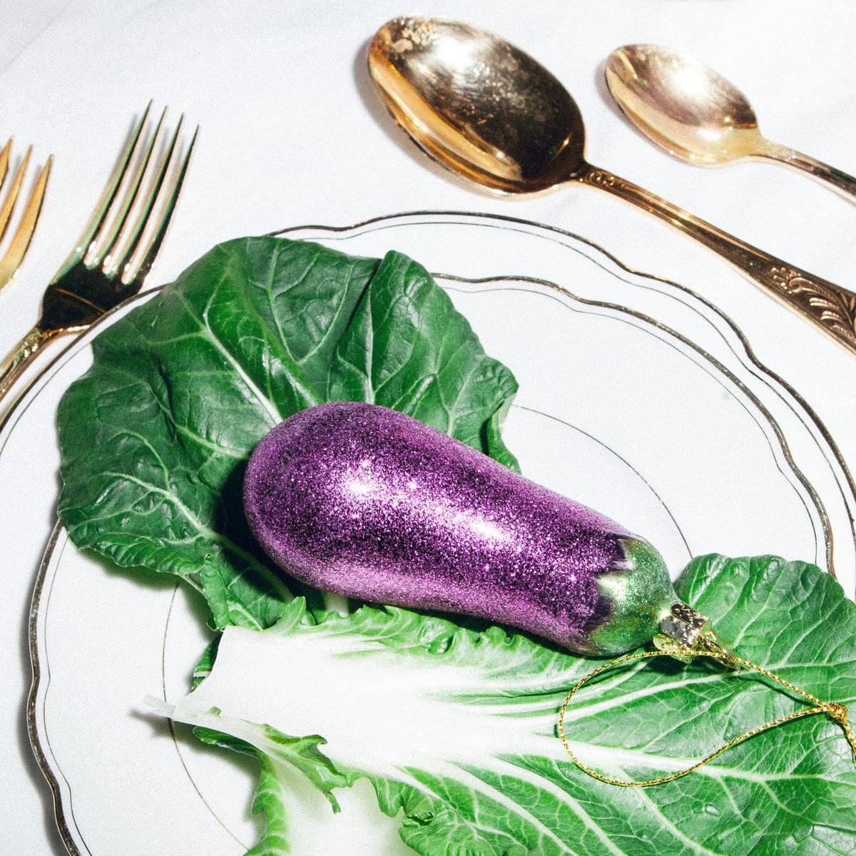 Christmas Ornament Eggplant - Vondels